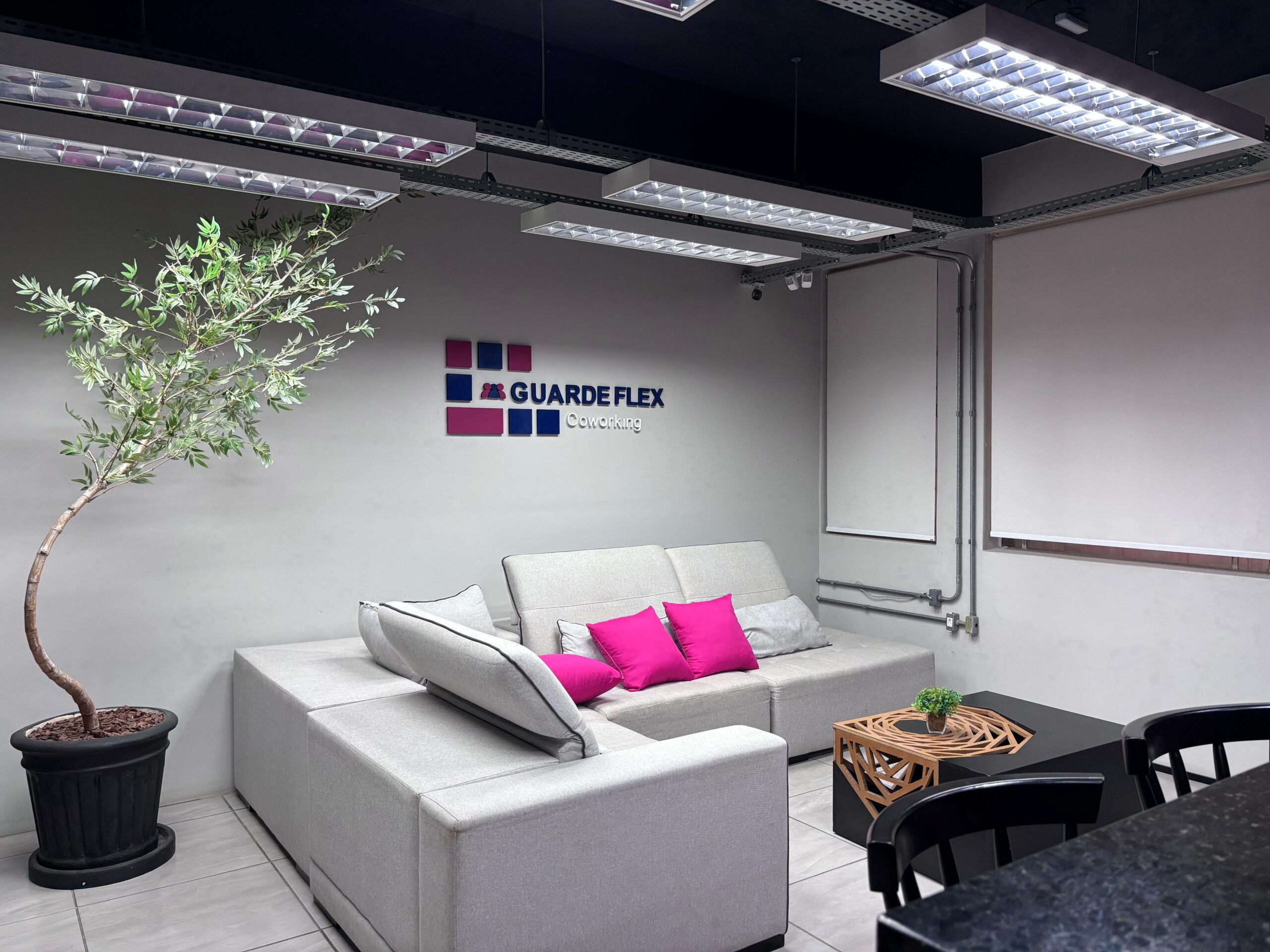 WhatsApp Image 2025-08-27 at 18.48.11 (2) WhatsApp Image 2025-08-27 at 18.48.11 (2)